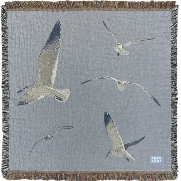NEW 💙 1989 (Taylor's Version) Blue Blanket Ft. Seagulls - Picture 1 of 4